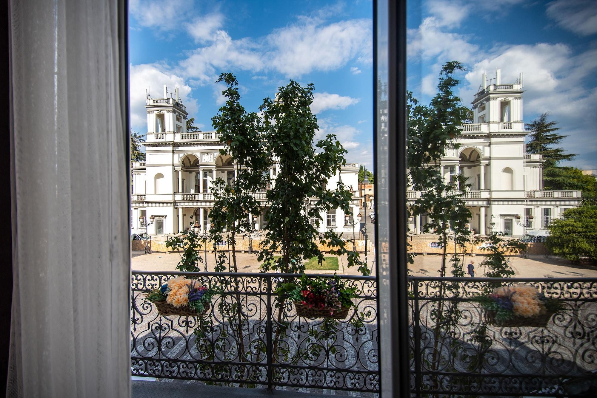 Margi Boutique Hotel By Dnt Group Tbilisi ภายนอก รูปภาพ
